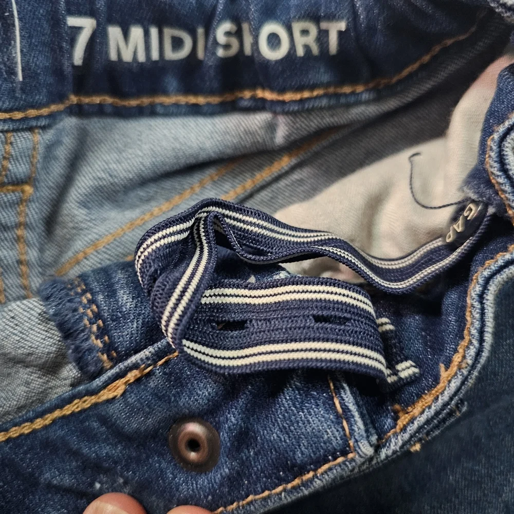 Gap Kids Midi Denim Cuffed Shorts - Size 7